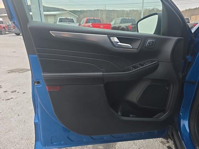 2021 Ford Escape Titanium Hybrid AWD