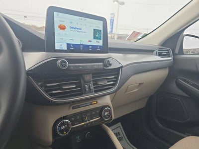 2021 Ford Escape Titanium Hybrid AWD