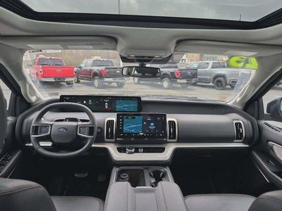 2025 Ford Expedition Max Active 4x4