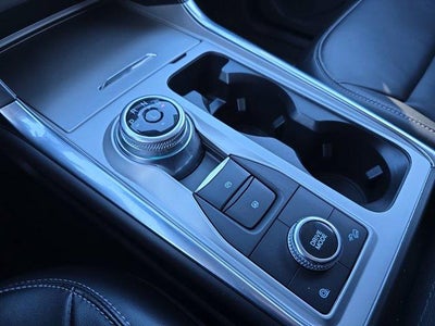 2022 Ford Explorer XLT 4WD