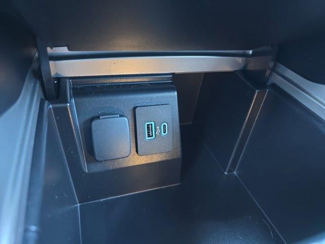 2022 Ford Explorer XLT 4WD