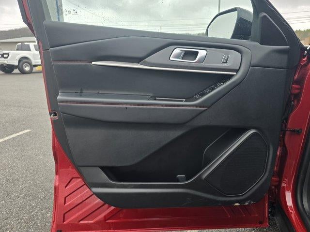 2025 Ford Explorer ST-Line 4WD