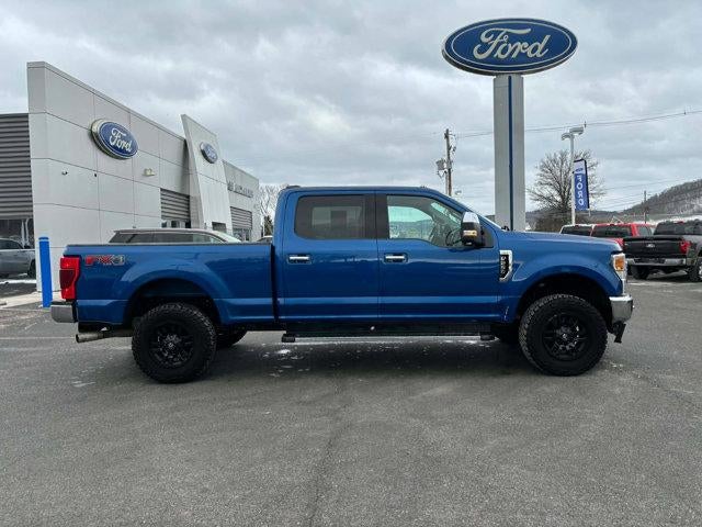 2022 Ford Super Duty F-250 SRW XLT 4WD Crew Cab 6.75' Box