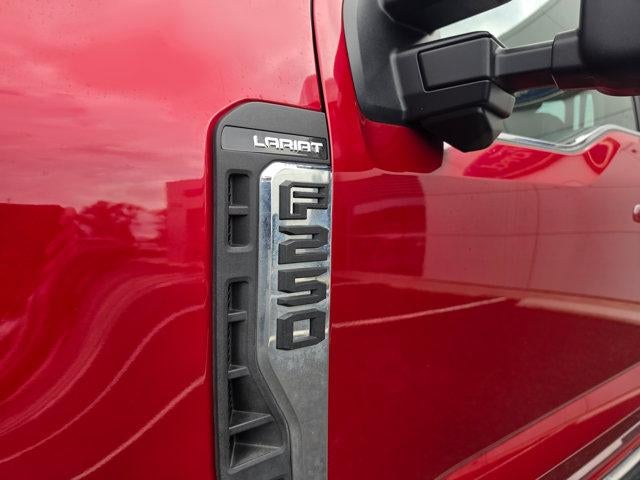 2023 Ford Super Duty F-250 SRW LARIAT 4WD Crew Cab 6.75' Box