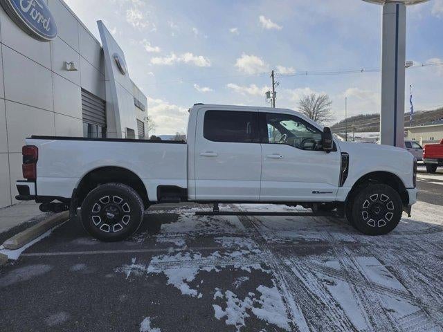 2024 Ford Super Duty F-250 SRW Platinum 4WD Crew Cab 6.75' Box