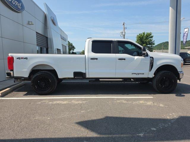 2023 Ford Super Duty F-350 SRW XL 4WD Crew Cab 6.75' Box