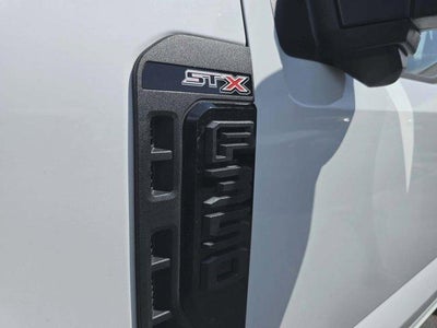 2023 Ford Super Duty F-350 SRW XL 4WD Crew Cab 6.75' Box