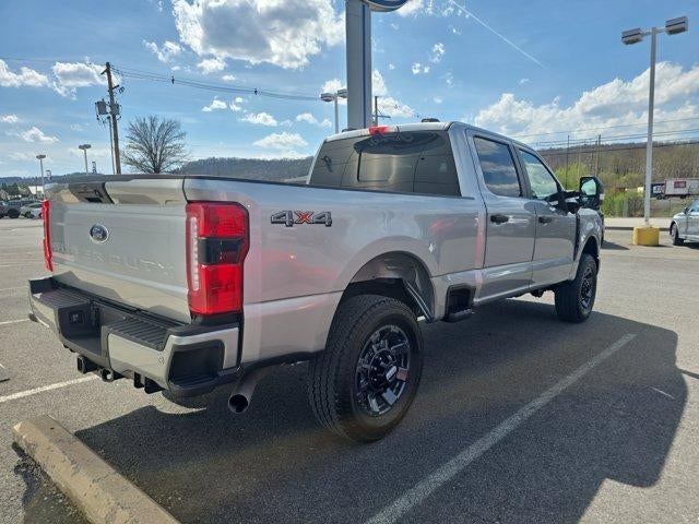 2024 Ford Super Duty F-350 SRW XL 4WD Crew Cab 6.75' Box