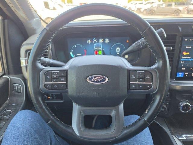 2023 Ford Super Duty F-350 SRW LARIAT 4WD Crew Cab 6.75' Box
