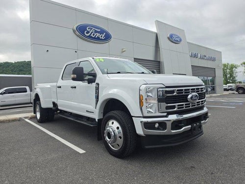 2024 Ford Super Duty F-450 DRW XLT 4WD Crew Cab 8' Box