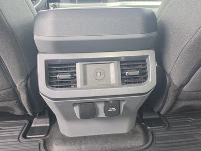 2024 Ford Super Duty F-450 DRW XLT 4WD Crew Cab 8' Box