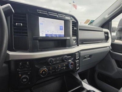 2024 Ford Super Duty F-450 DRW XLT 4WD Crew Cab 8' Box