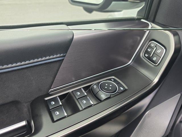 2024 Ford F-150 Platinum 4WD SuperCrew 5.5' Box