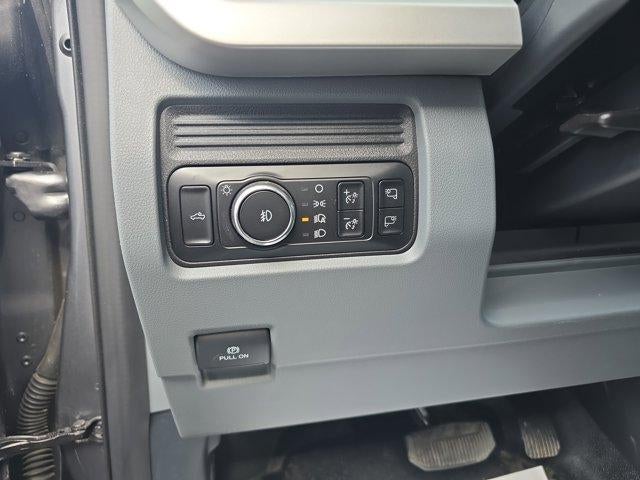 2025 Ford Super Duty F-350 SRW XLT 4WD Reg Cab 8' Box