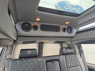 2021 Chevrolet Express Passenger 2500 Regular Wheelbase Rear-Wheel Drive 1LS