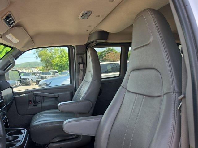 2024 Chevrolet Express Passenger 3500 Extended Wheelbase Rear-Wheel Drive 1LS