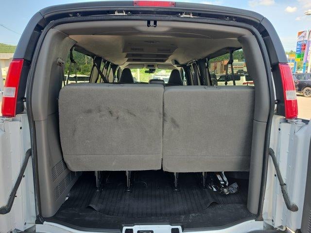 2024 Chevrolet Express Passenger 3500 Extended Wheelbase Rear-Wheel Drive 1LS