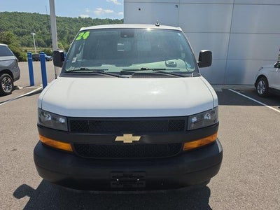 2024 Chevrolet Express Passenger 3500 Extended Wheelbase Rear-Wheel Drive 1LS