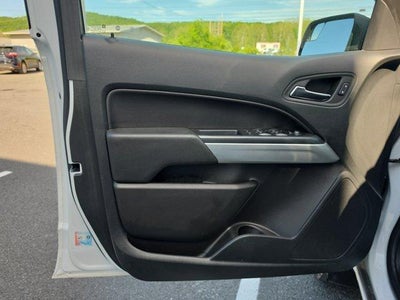 2022 Chevrolet Colorado Crew Cab Short Box 4-Wheel Drive LT