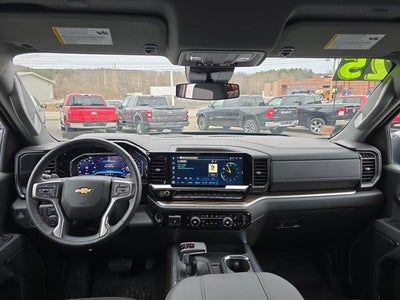 2025 Chevrolet Silverado 1500 Double Cab Standard Box 4-Wheel Drive LT 1LT