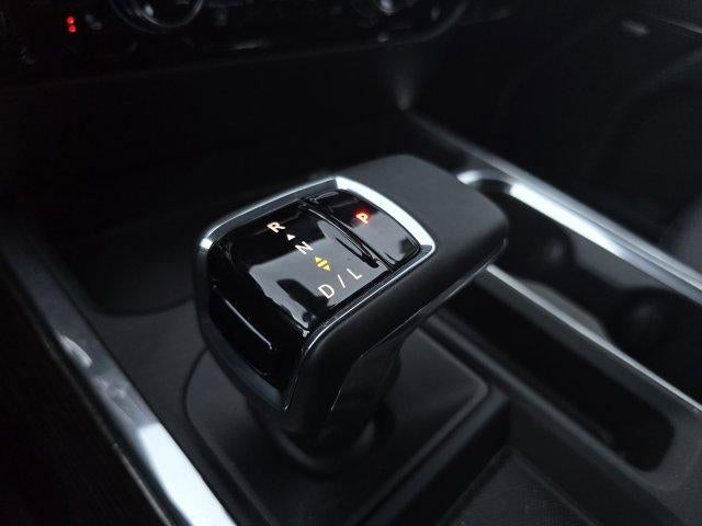 2026 GMC Sierra 1500 Crew Cab Short Box 4-Wheel Drive Elevation 3SB