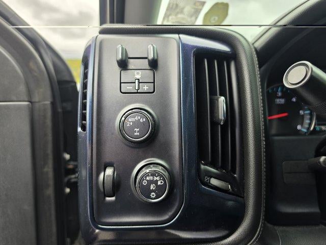 2017 GMC Sierra 1500 Double Cab Standard Box 4-Wheel Drive SLT