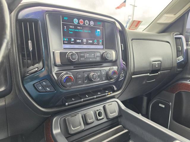 2017 GMC Sierra 1500 Double Cab Standard Box 4-Wheel Drive SLT