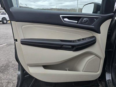 2022 Ford Edge Titanium AWD