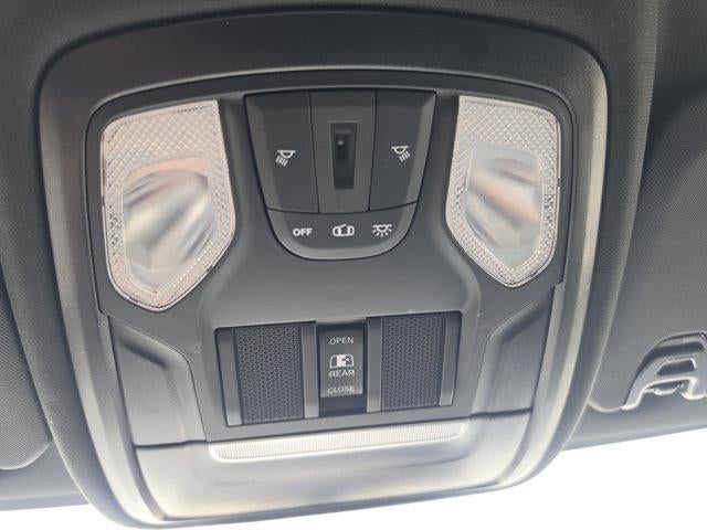 2023 RAM 2500 Tradesman 4x4 Crew Cab 6'4" Box