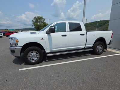 2023 RAM 2500 Tradesman 4x4 Crew Cab 6'4" Box