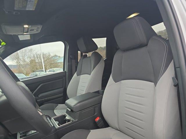 2025 Toyota Tacoma 4WD 4WD TRD Sport Double Cab 5' Bed MT (Natl)