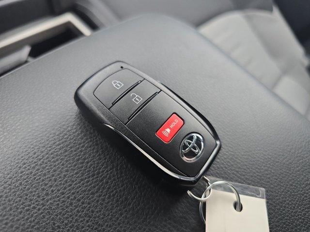 2025 Toyota Tacoma 4WD 4WD TRD Sport Double Cab 5' Bed MT (Natl)