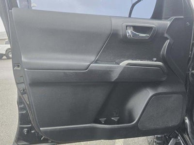 2018 Toyota Tacoma SR Double Cab 5' Bed V6 4x4 AT (GS)