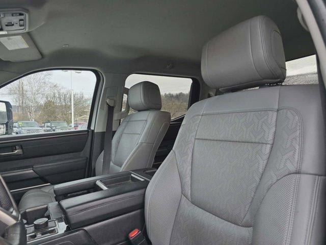 2023 Toyota Tundra 4WD 4WD SR5 CrewMax 6.5' Bed (Natl)