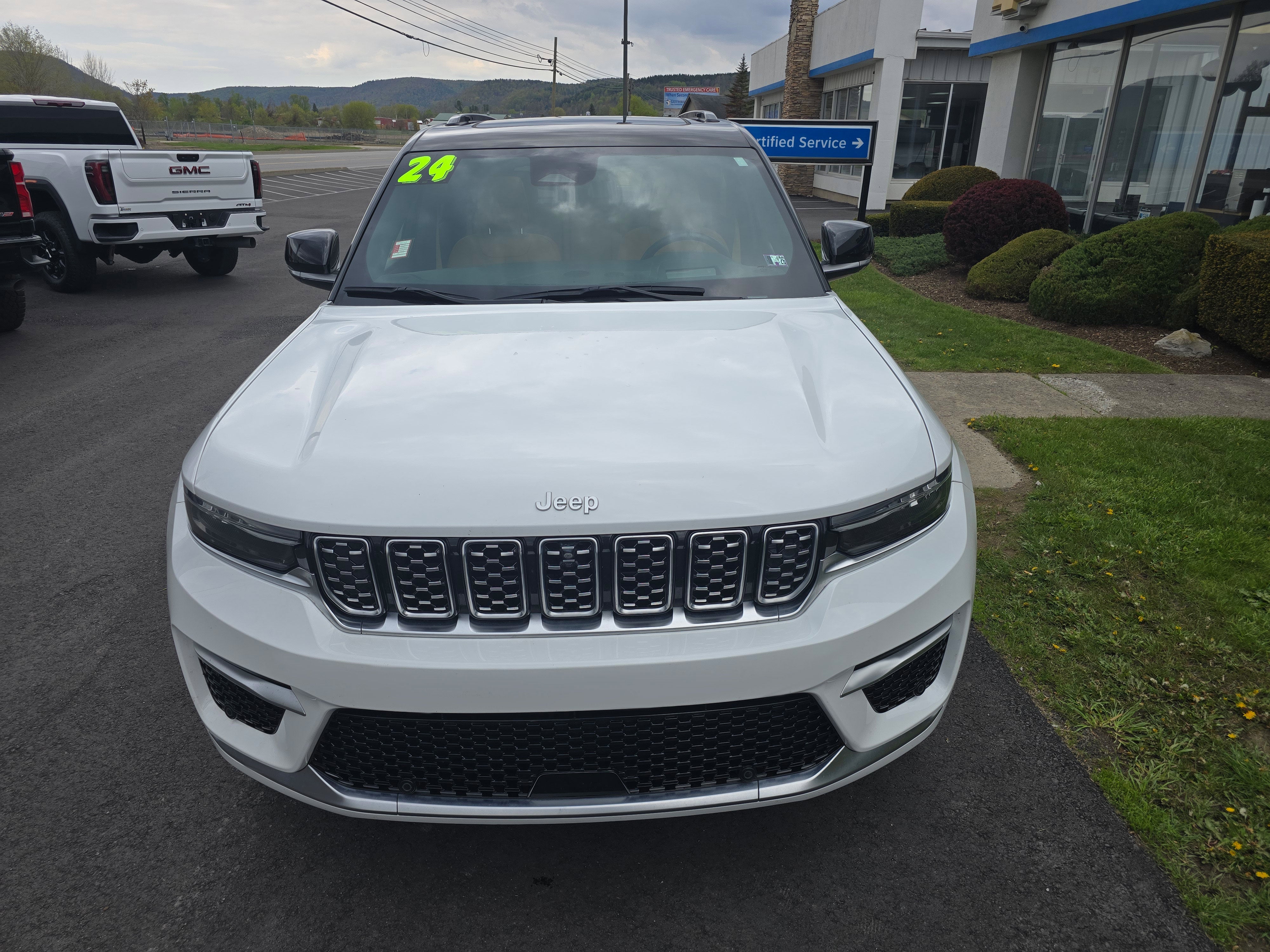 2024 Jeep Grand Cherokee Summit