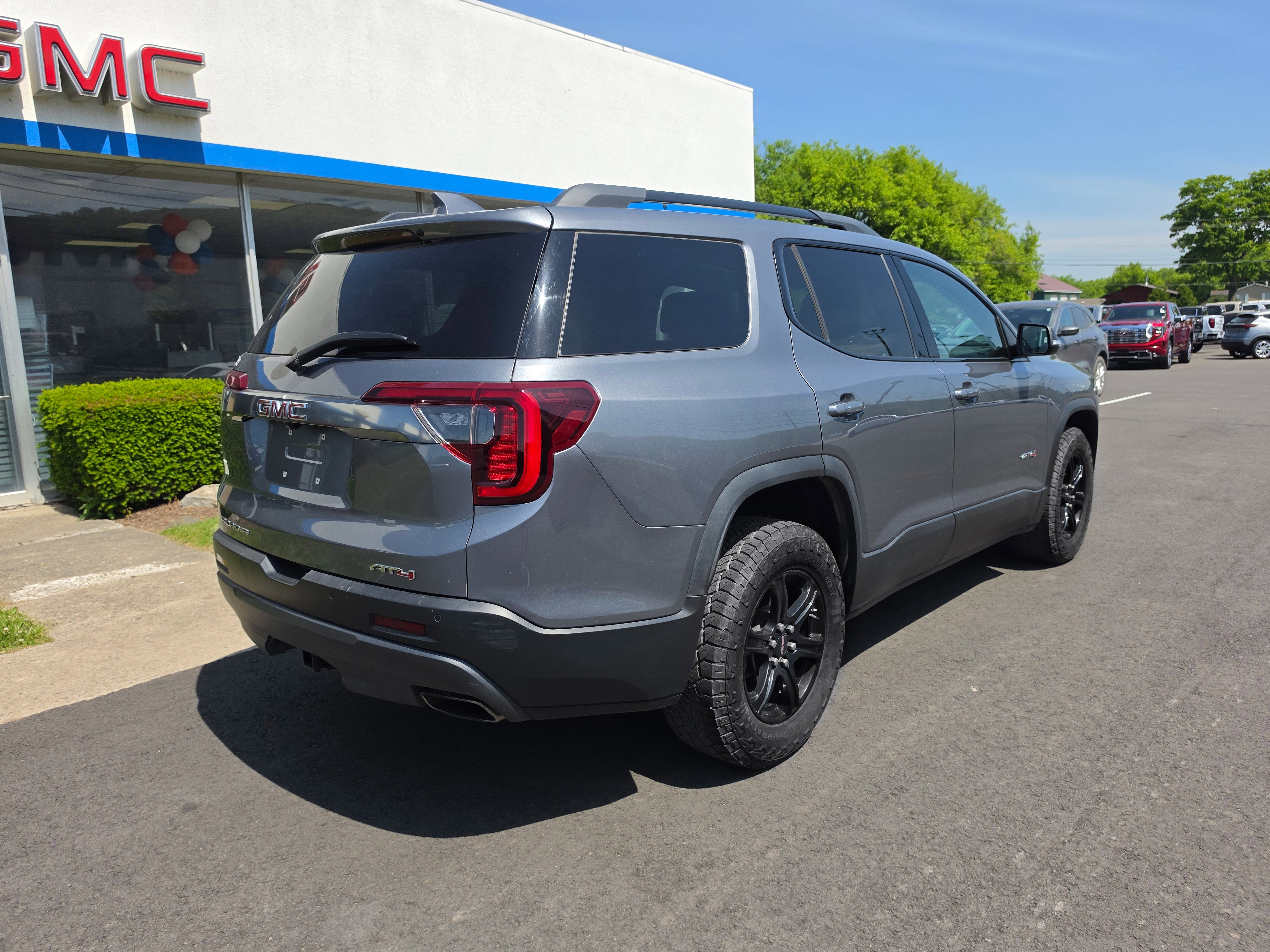 2021 GMC Acadia AT4