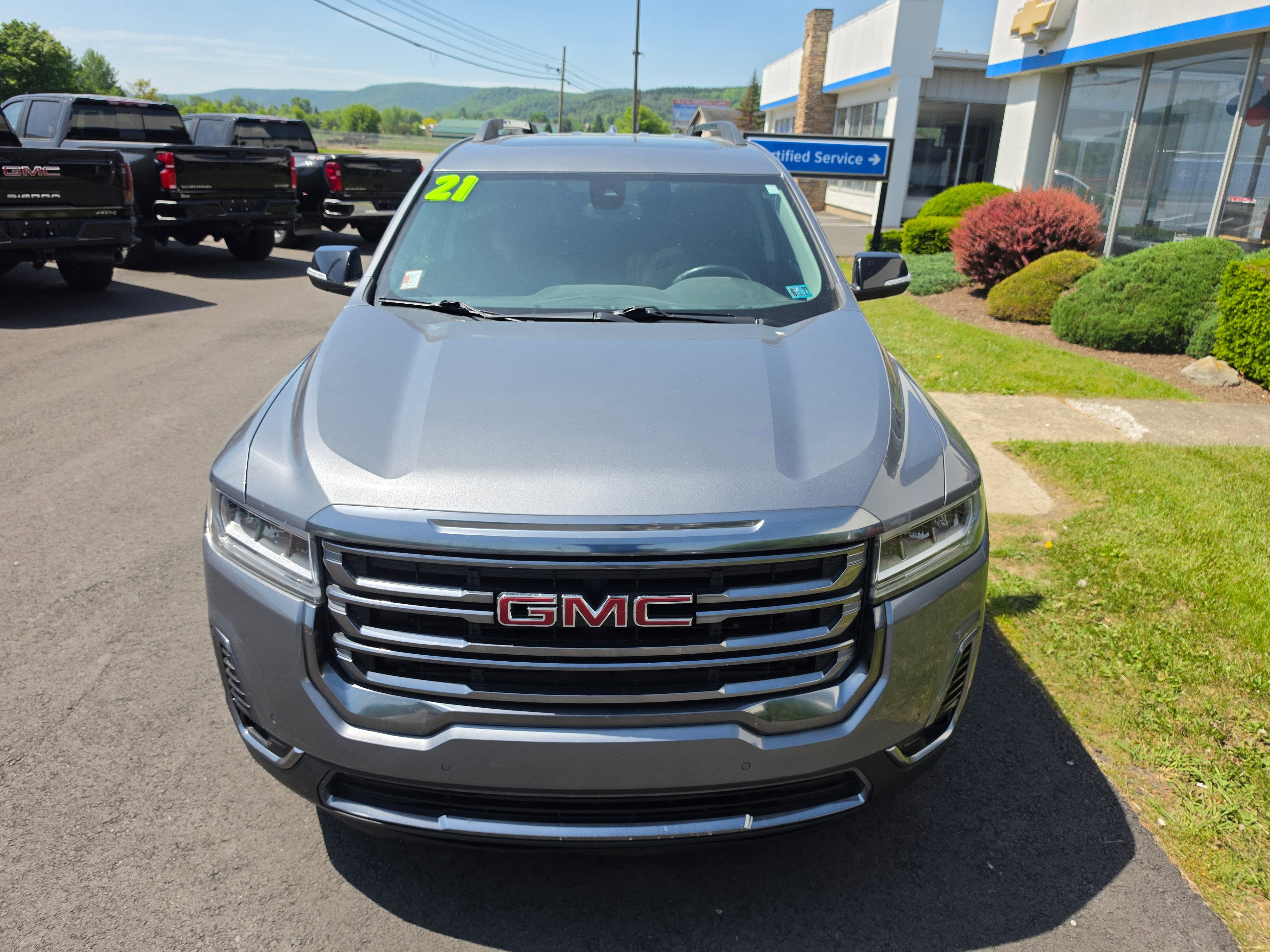 2021 GMC Acadia AT4