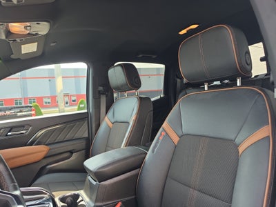 2025 GMC Canyon AT4