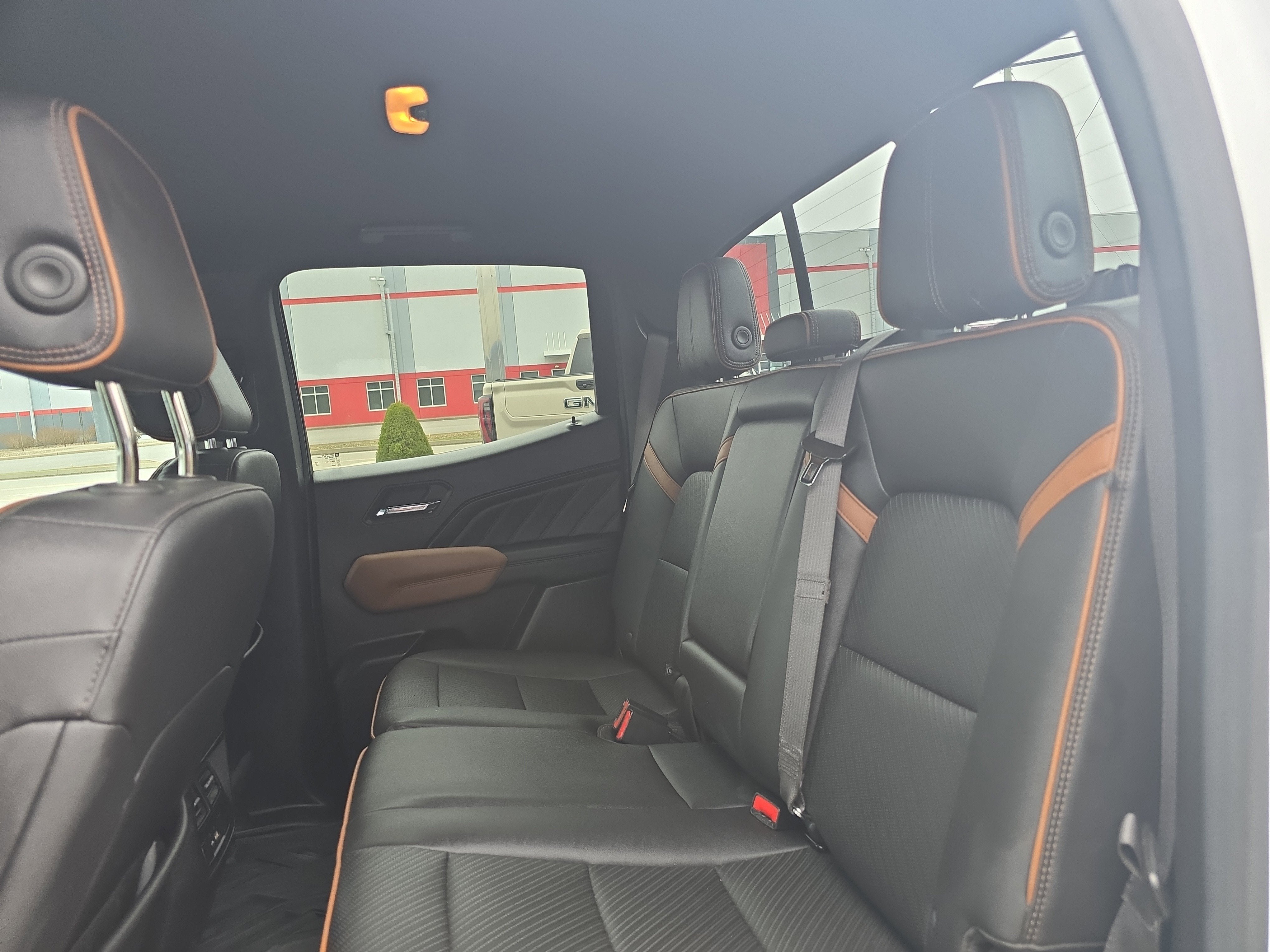 2023 GMC Canyon AT4