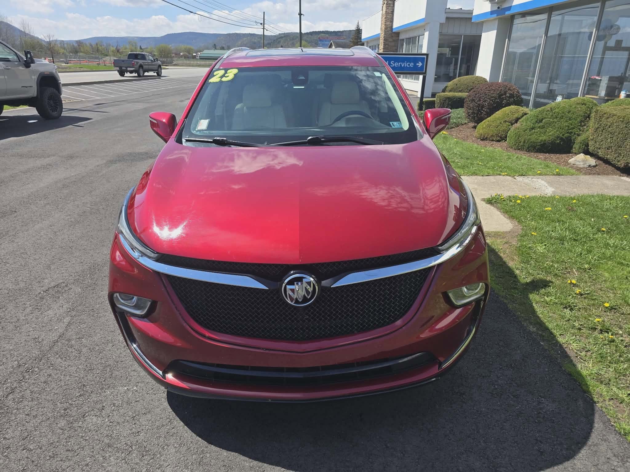 2023 Buick Enclave Essence