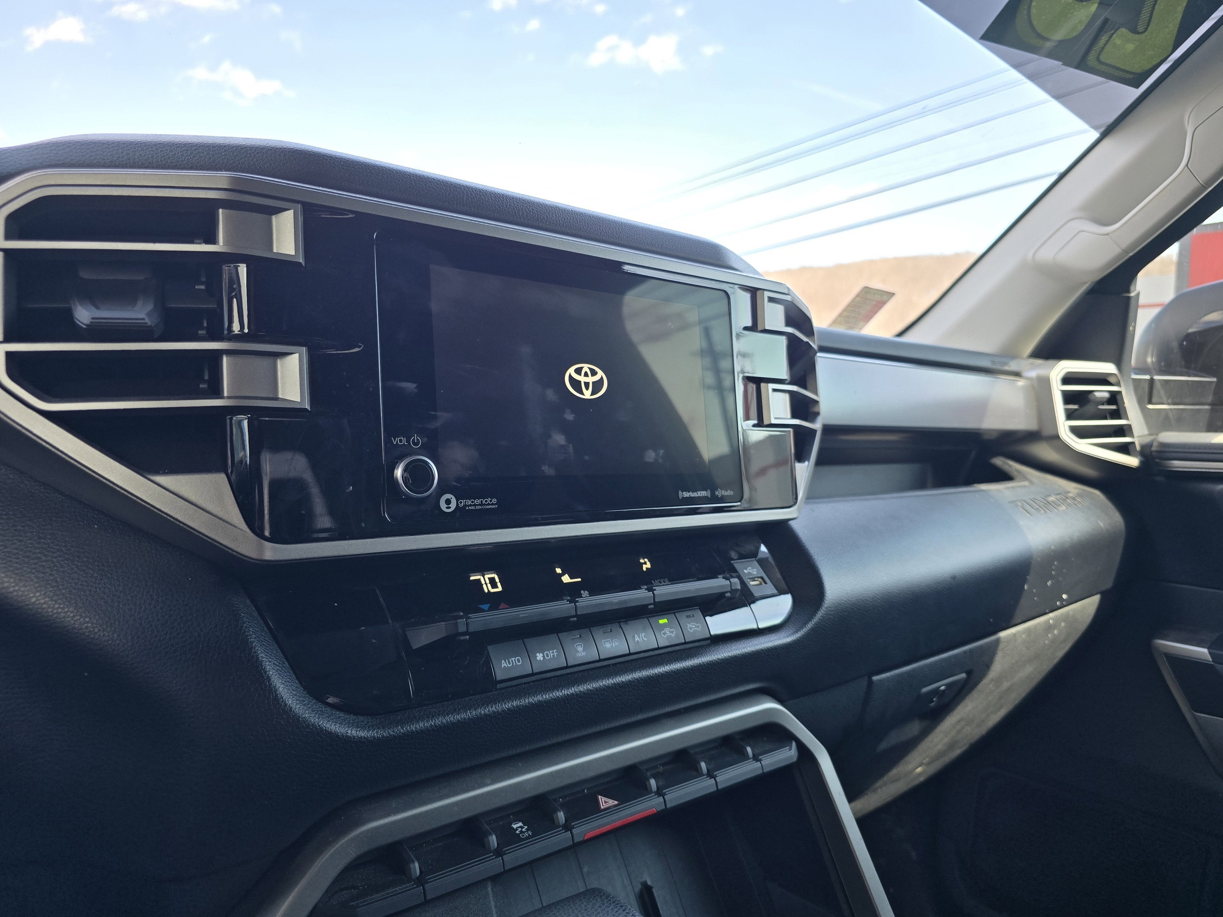 2023 Toyota Tundra 4WD SR5