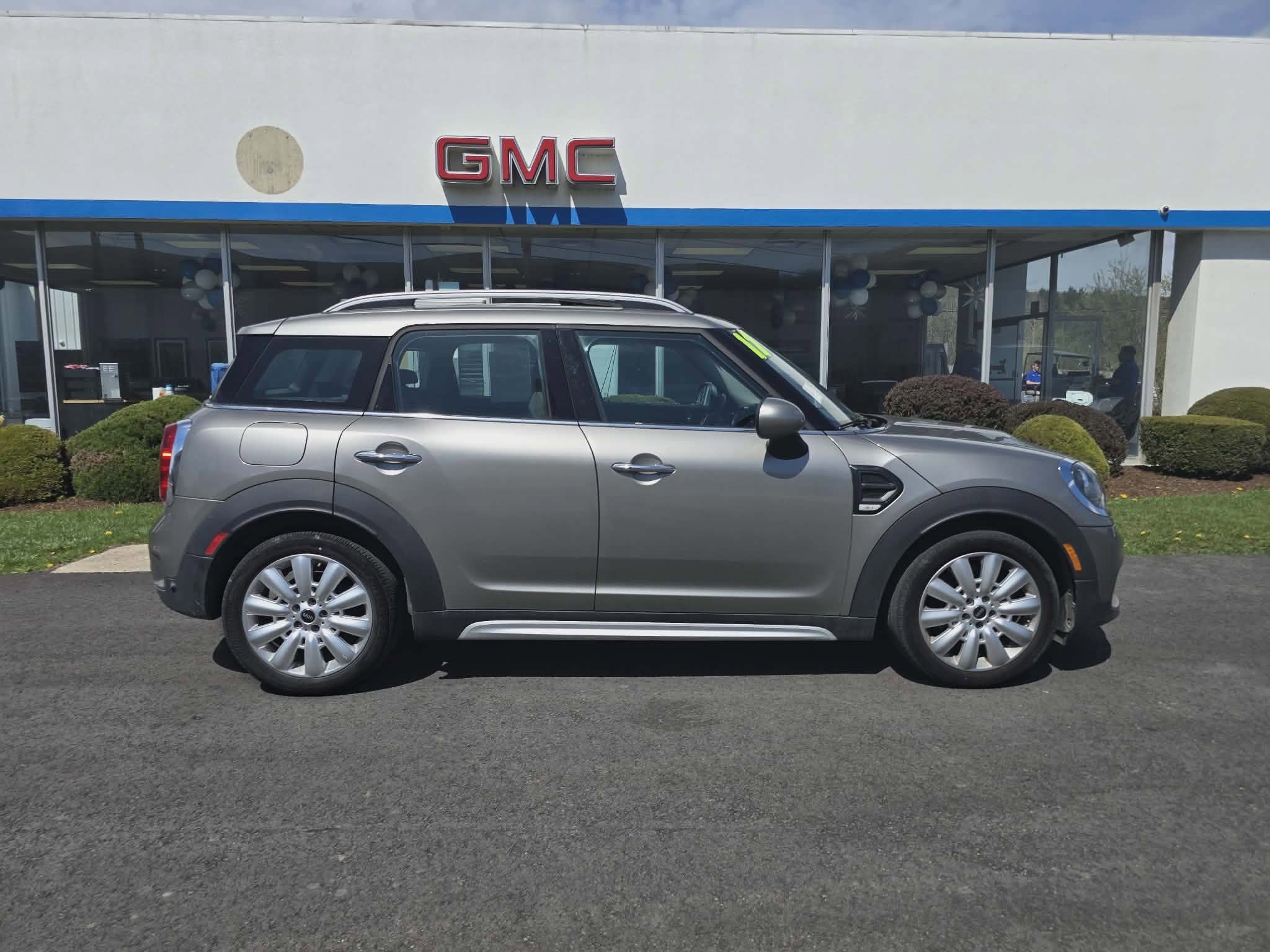 2017 MINI Countryman Cooper