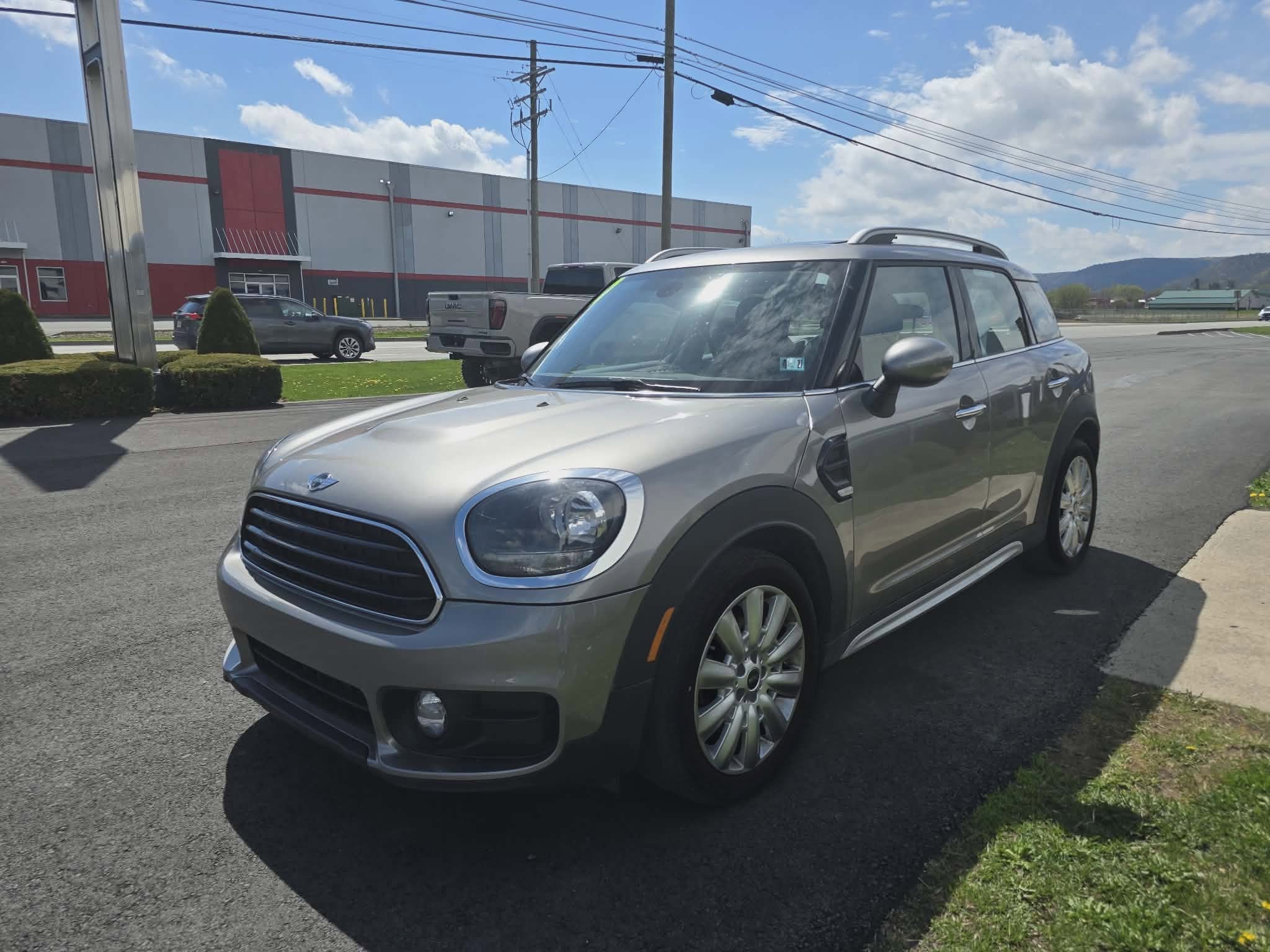 2017 MINI Countryman Cooper