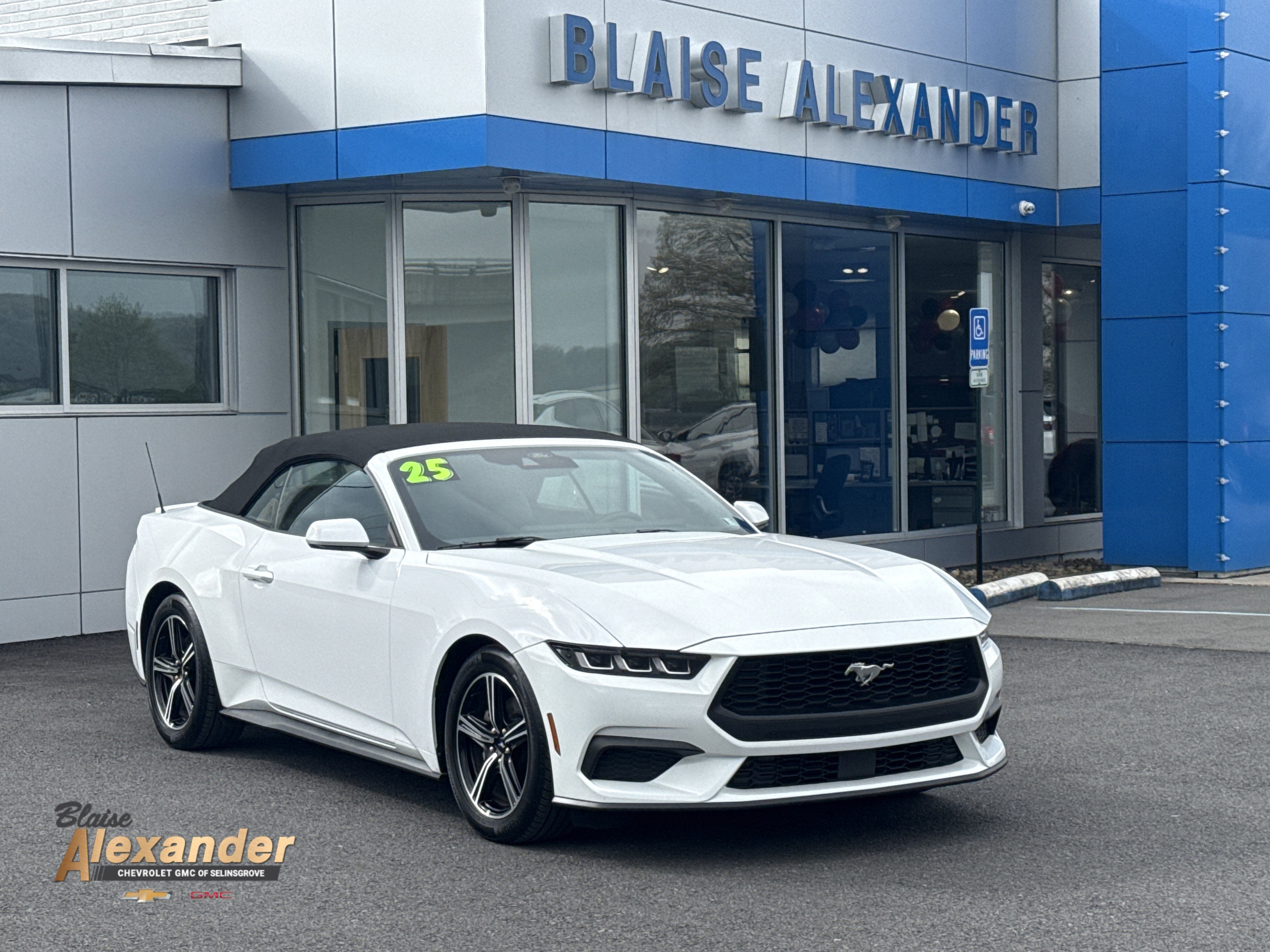 2025 Ford Mustang EcoBoost