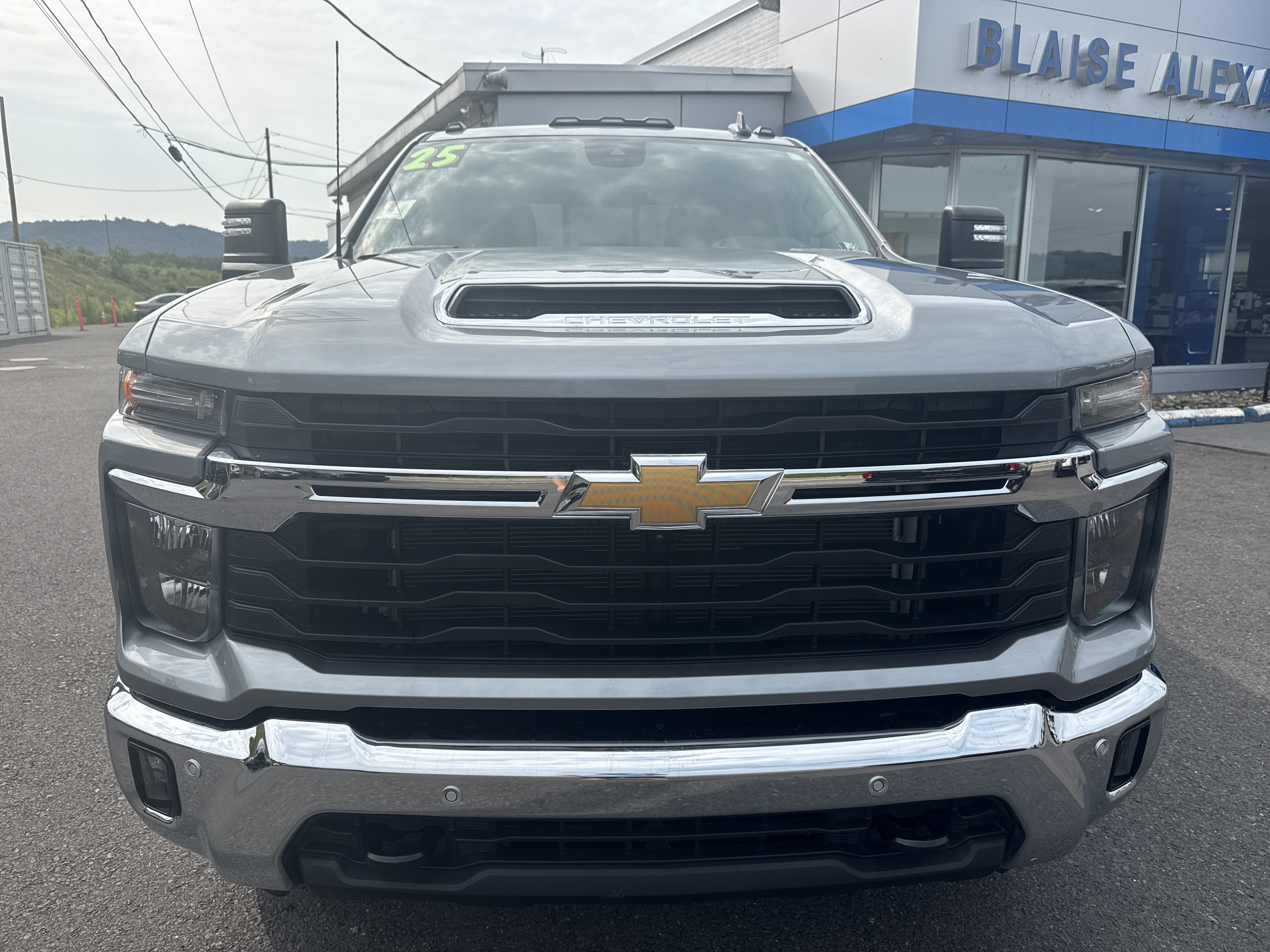 2025 Chevrolet Silverado 3500 HD LT DRW