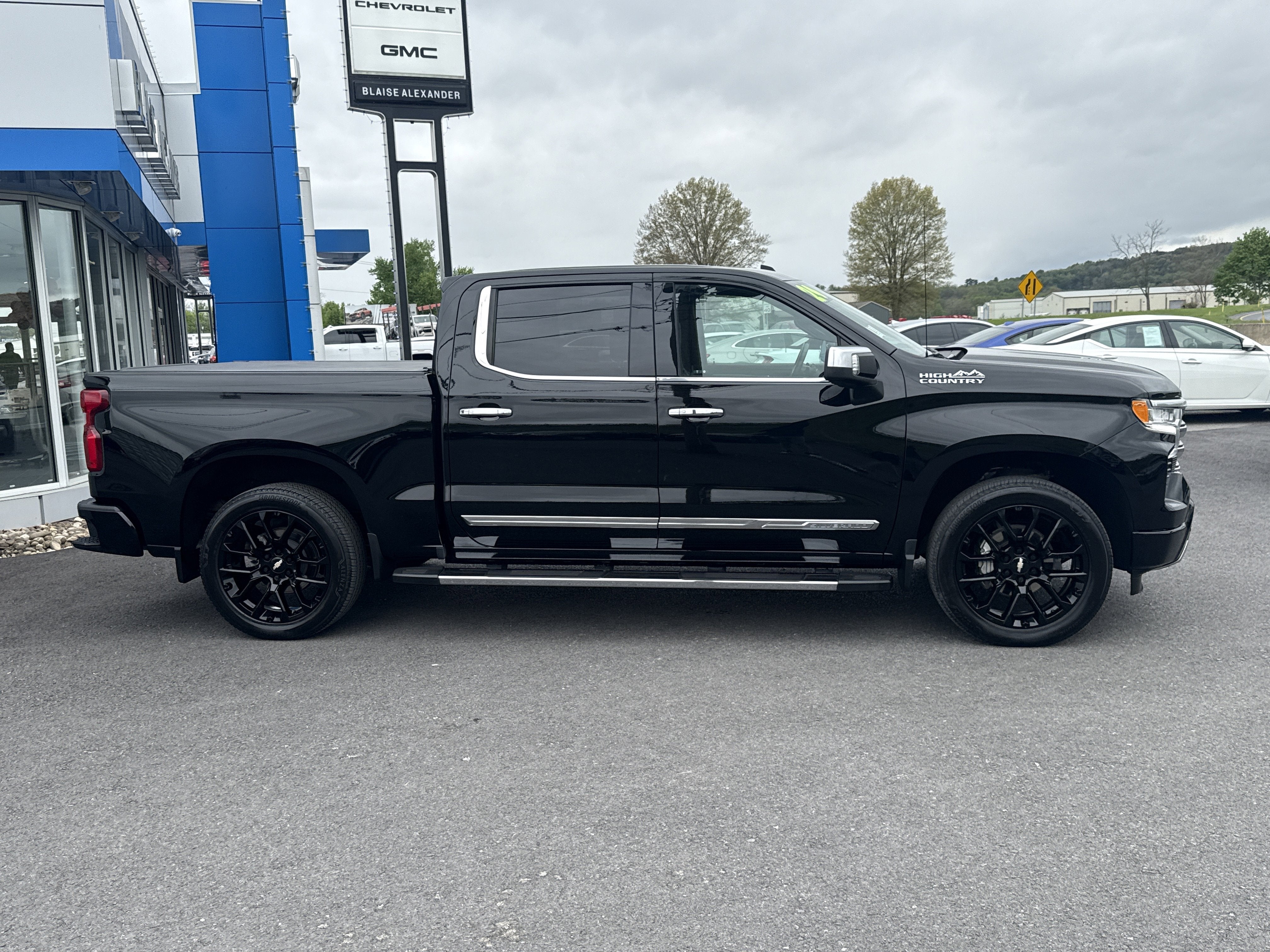 2024 Chevrolet Silverado 1500 High Country