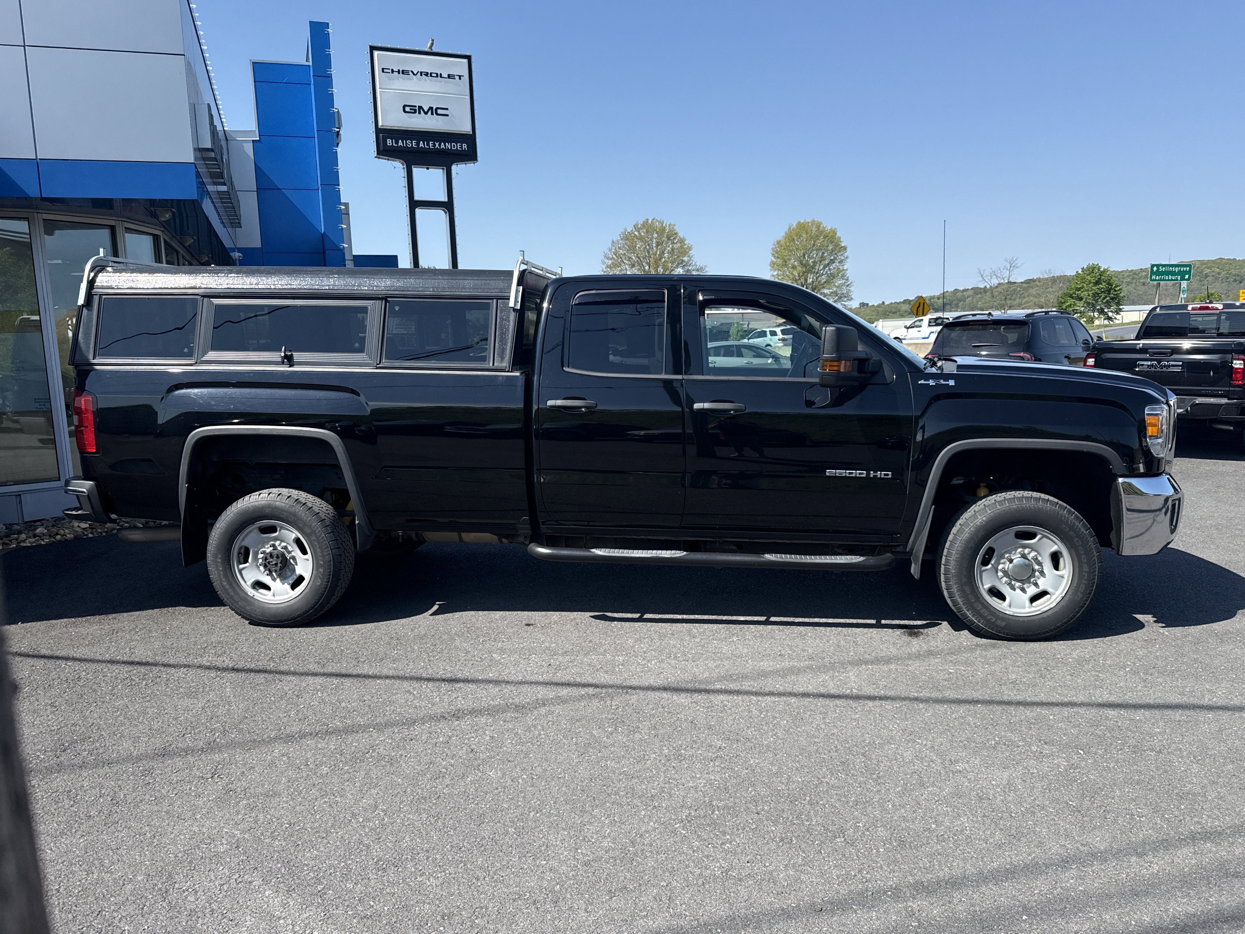 2017 GMC Sierra 2500 HD DBL CAB 4WD 144.2