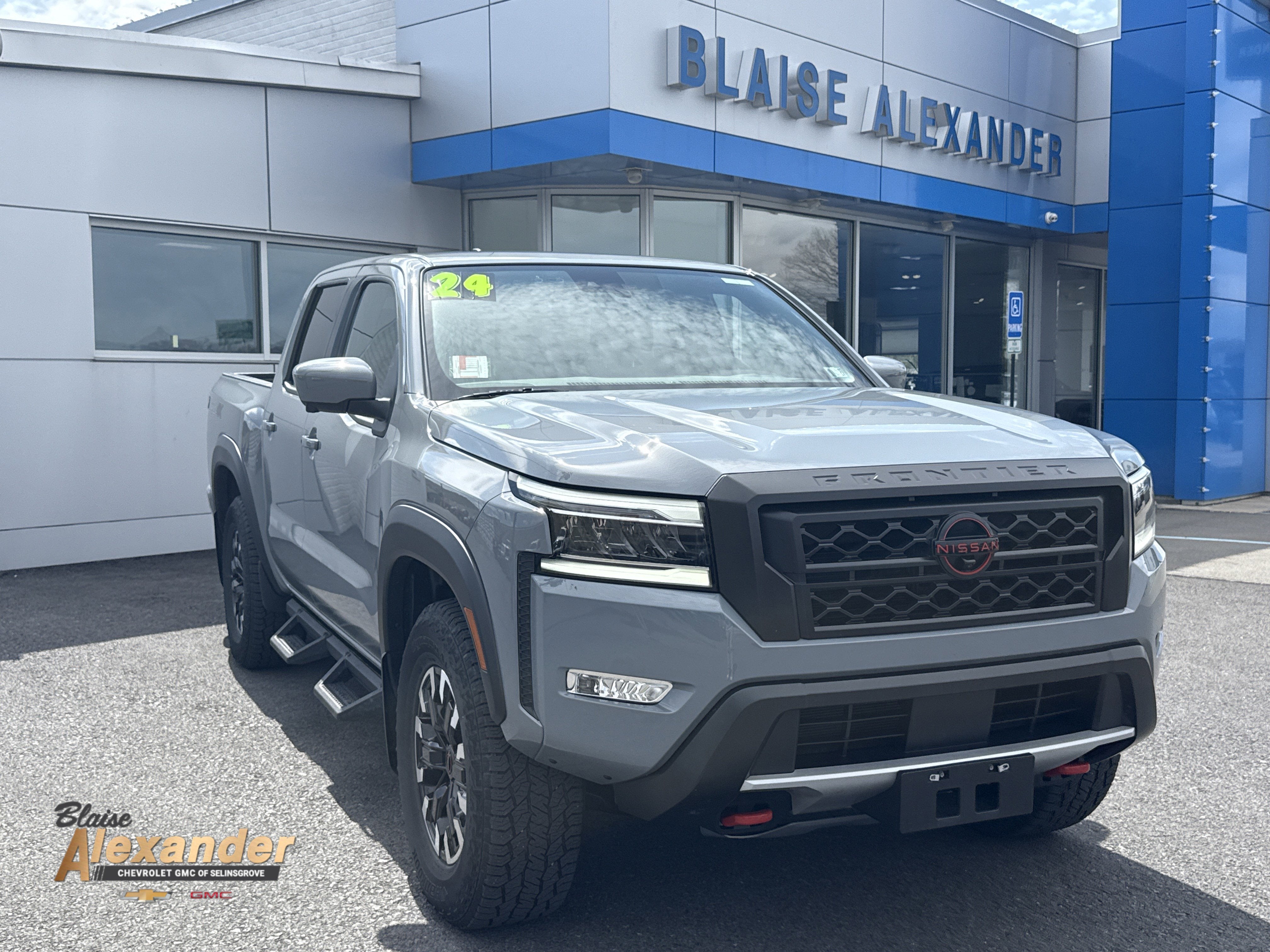 2024 Nissan Frontier PRO-4X