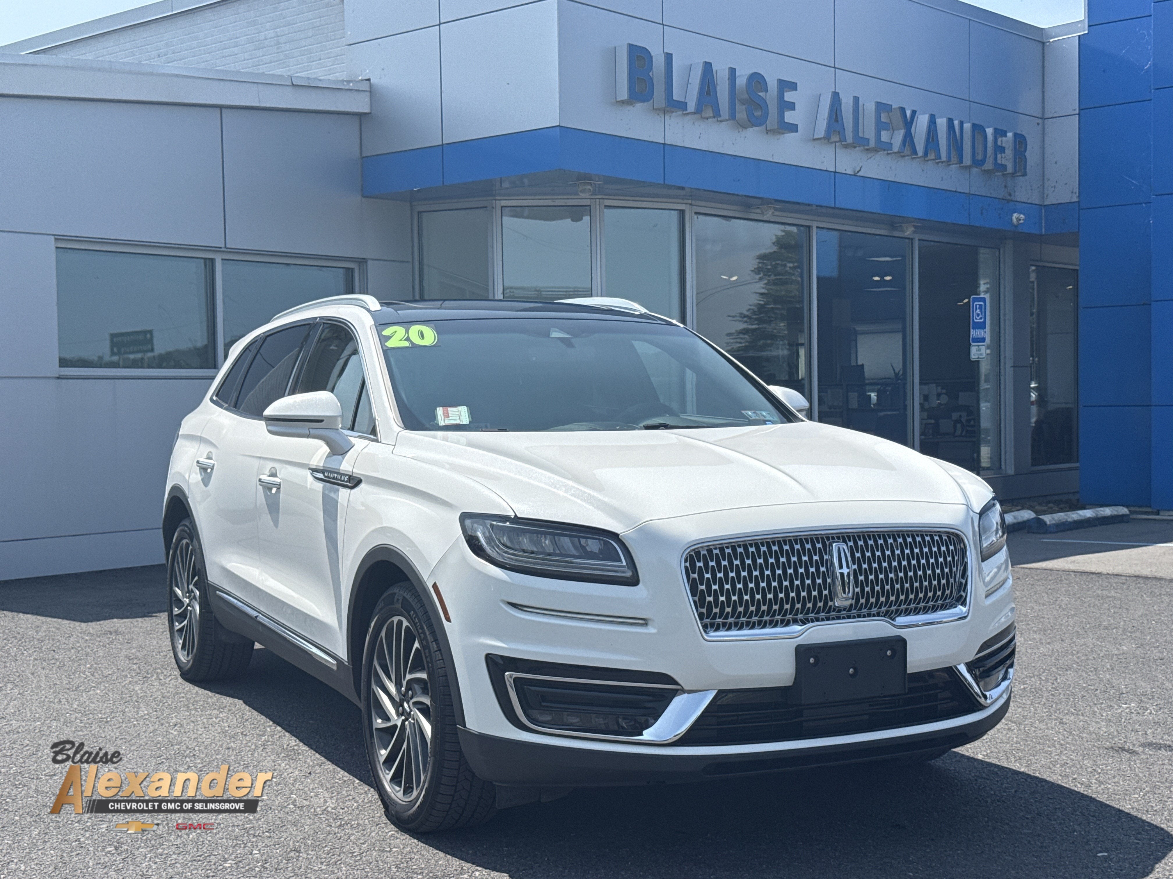 2020 Lincoln Nautilus Reserve