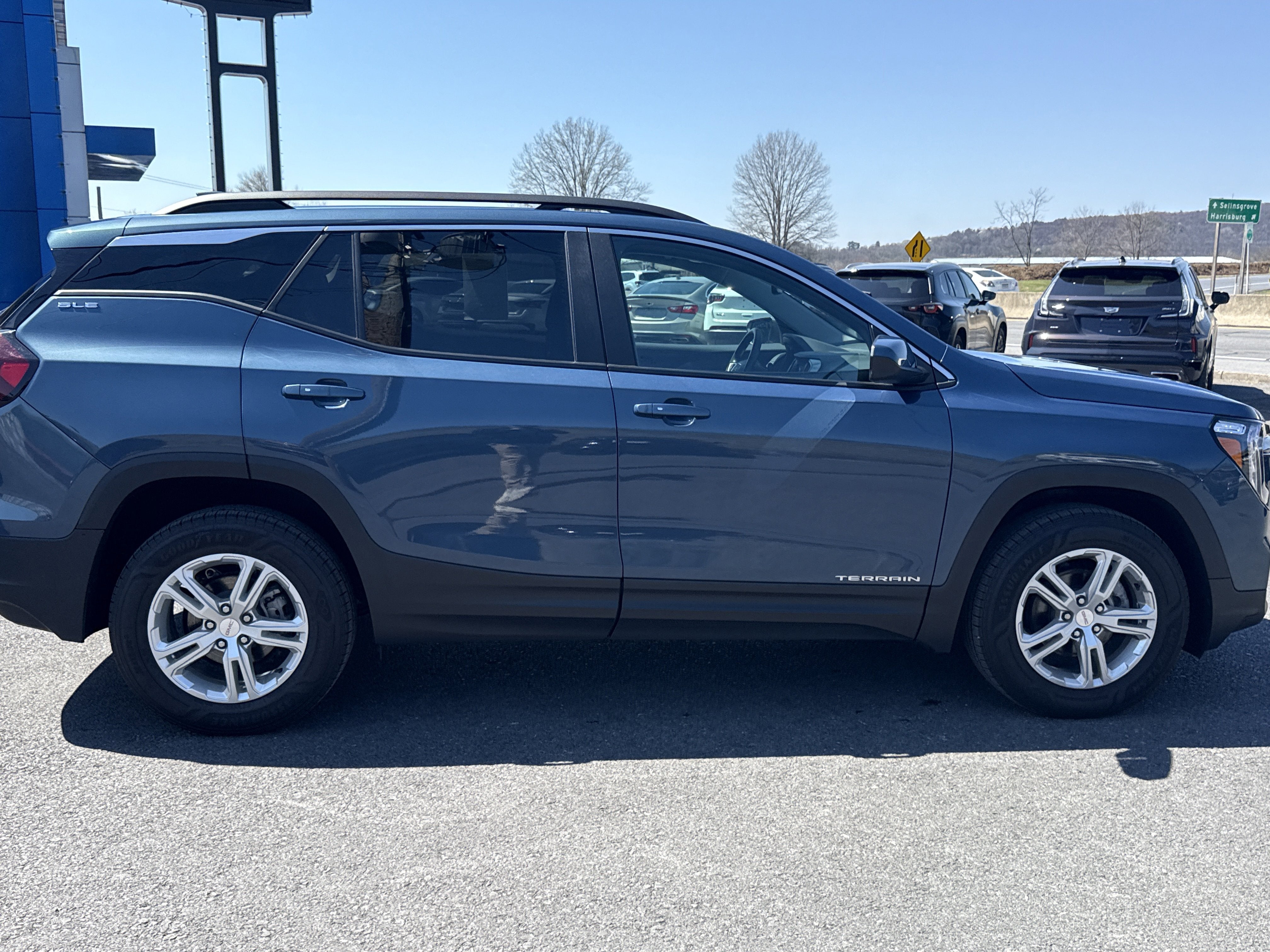 2024 GMC Terrain SLE
